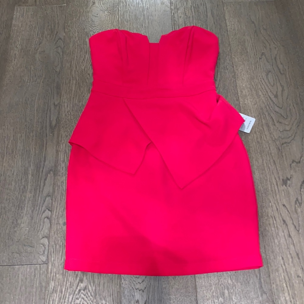 ADELYN RAE Mini Strapless Dress. US S. Pink.